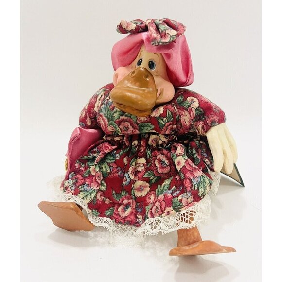 American Folk Art Duck Figurine Mrs. Quackmire Country Shelf Sitter 2930 Russ - Picture 2 of 5